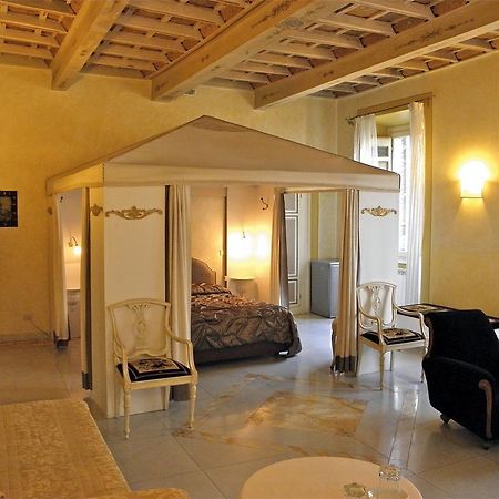 Residenza Al Corso Suites Rome Bilik gambar