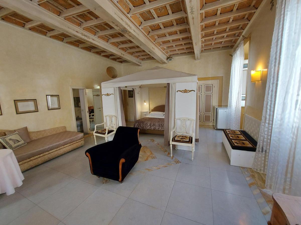 Residenza Al Corso Suites Rome Luaran gambar