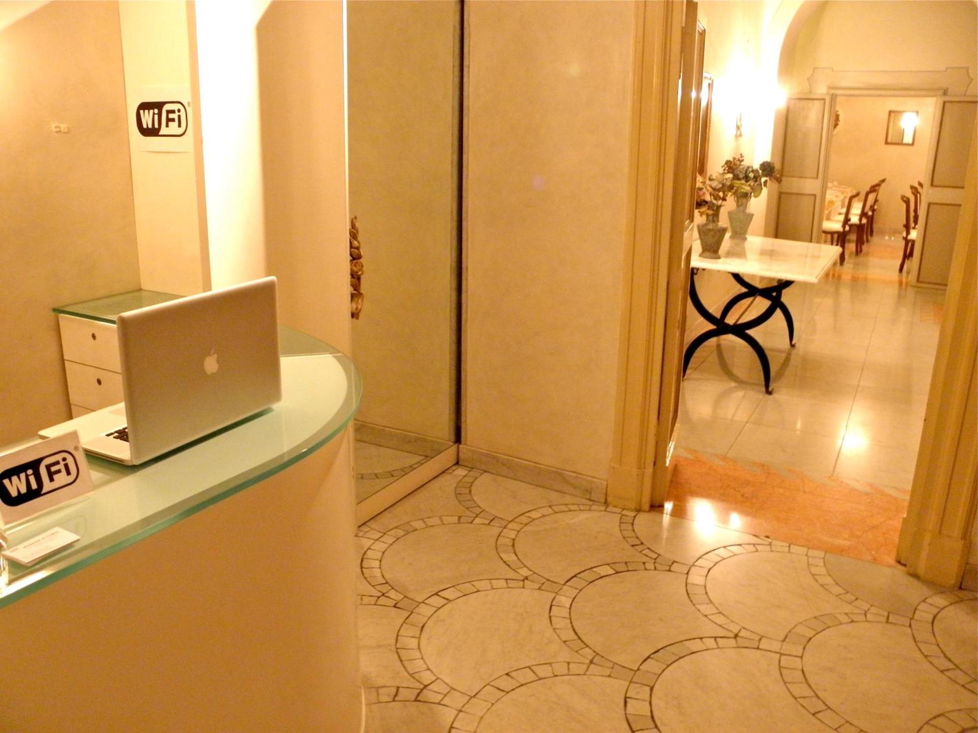 Residenza Al Corso Suites Rome Luaran gambar